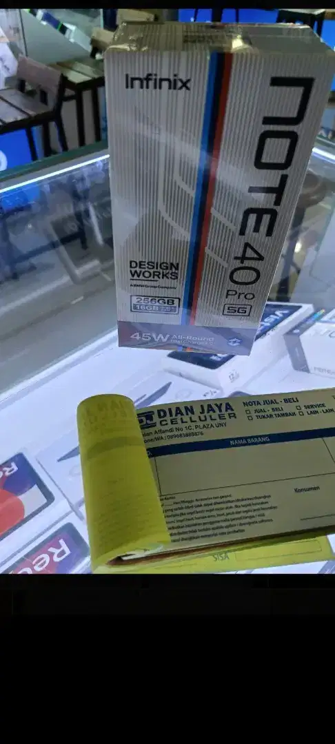 Infinix note 40 pro 5G 8/256 layar lengkung + wireless charger