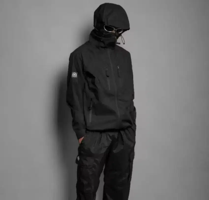 Jaket Gorpcore Troublemaker
