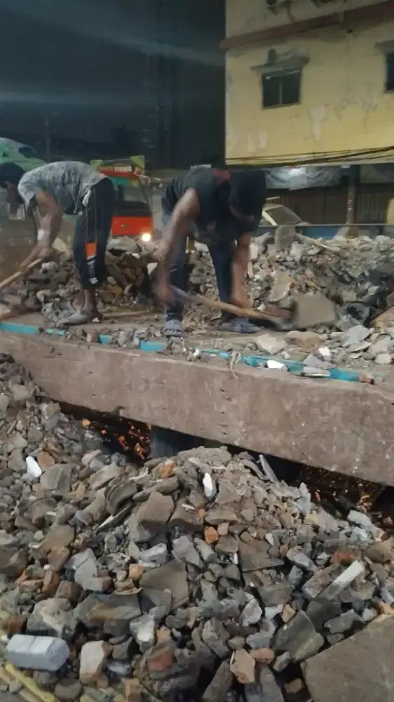 Urugan puing dan buang sampah murah