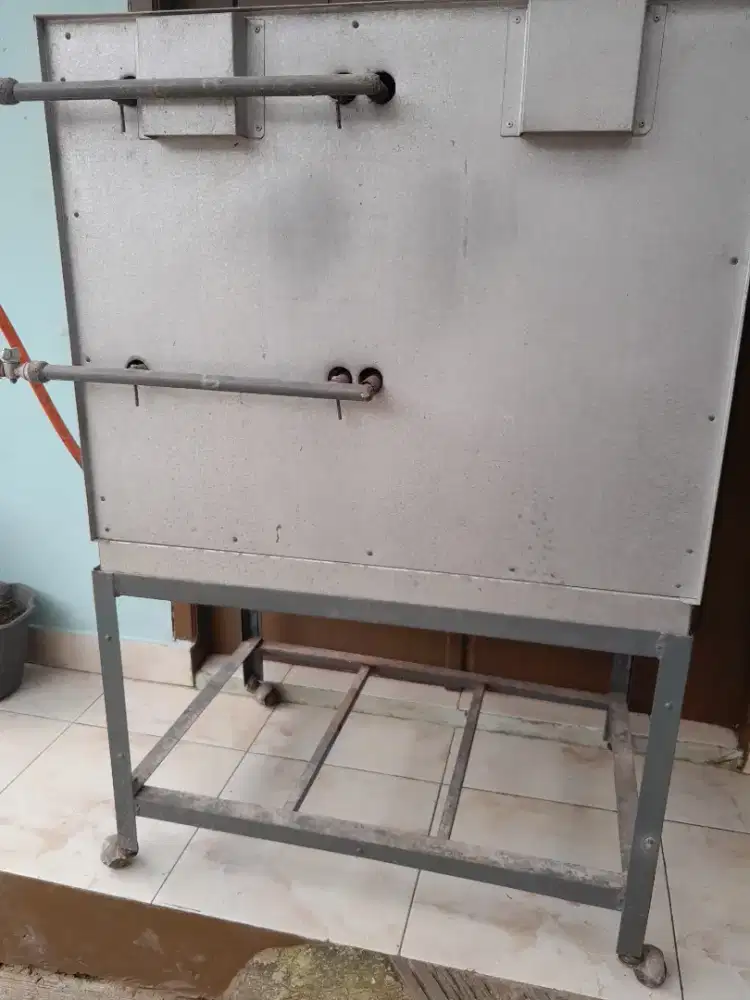 Oven 2 tungku masih bagus bgt