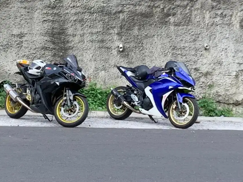 Yamaha R25 biru 2016