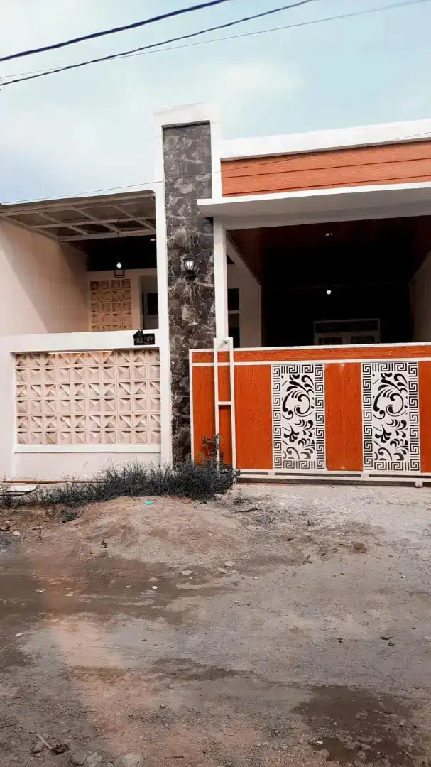 Over kredit/Cash Rumah Elegan Minimalis Taman Kebalen / Bekasi Utara