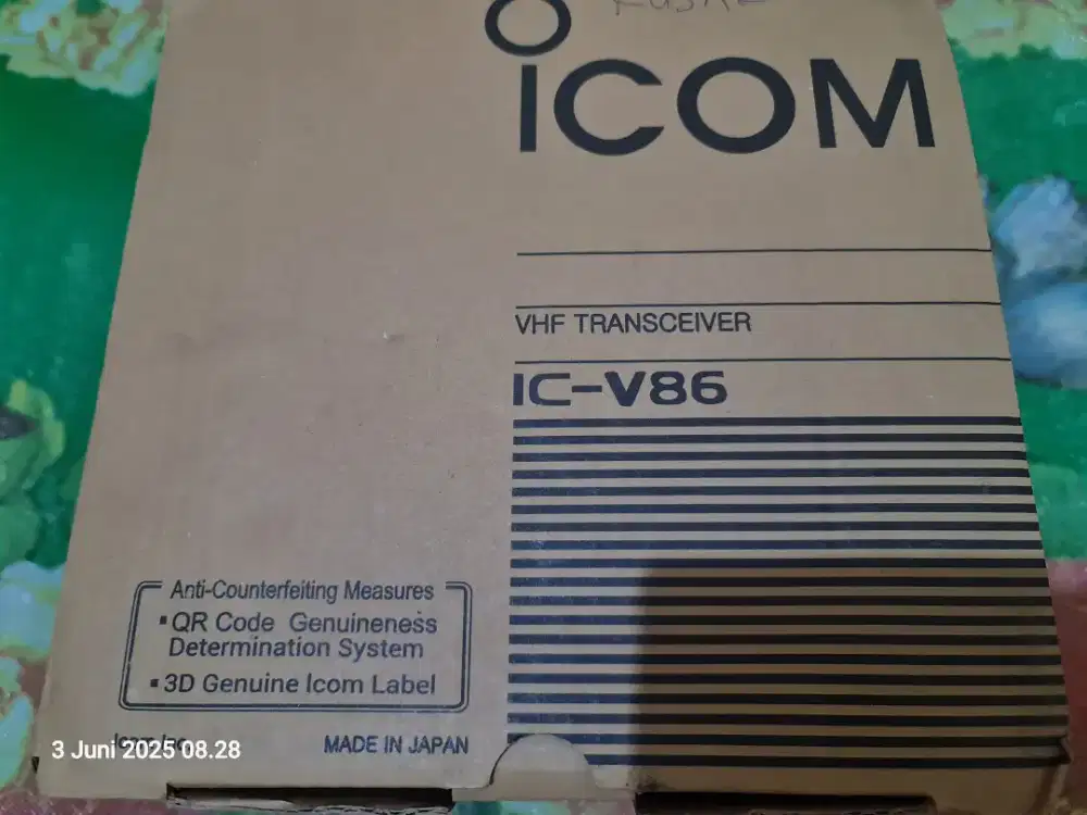 HT Icom IC-V86 made in Japan