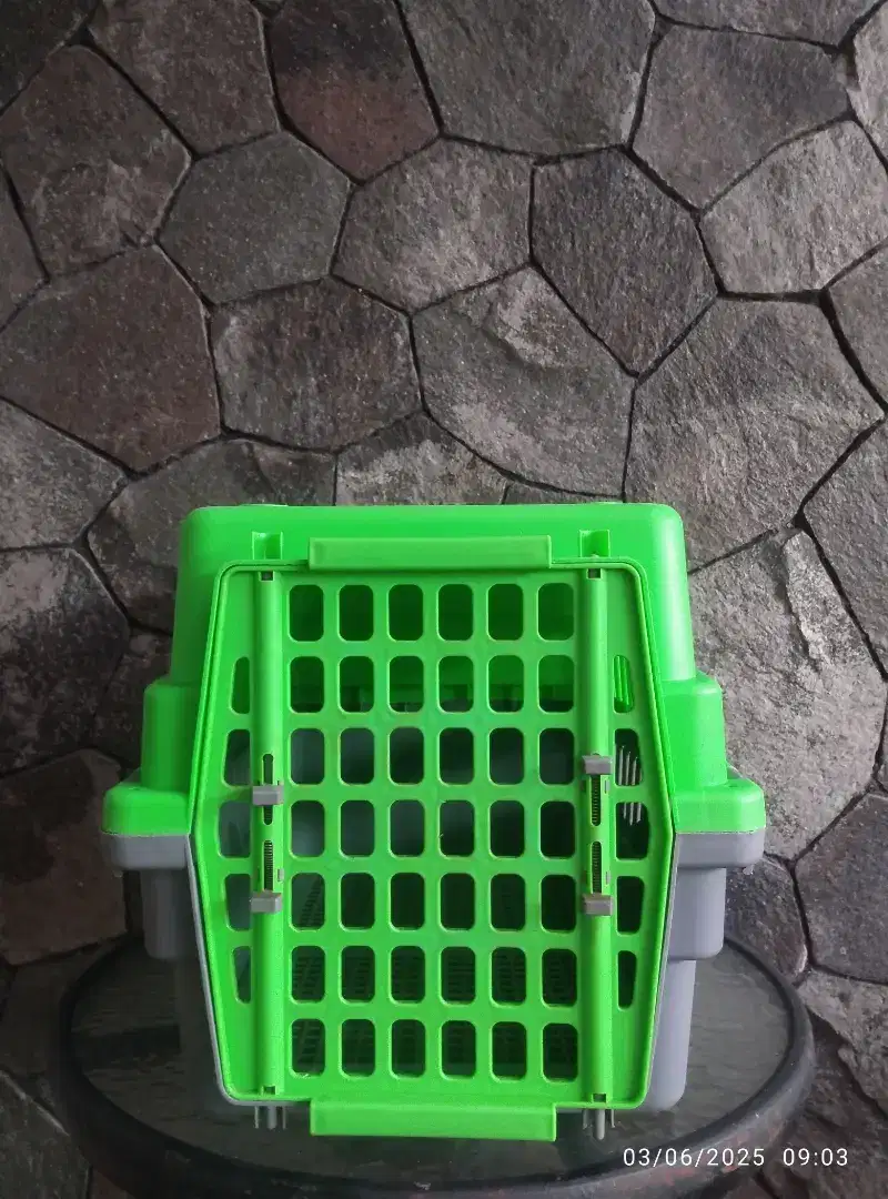 Kennel box, 95 persen baru, Bandung