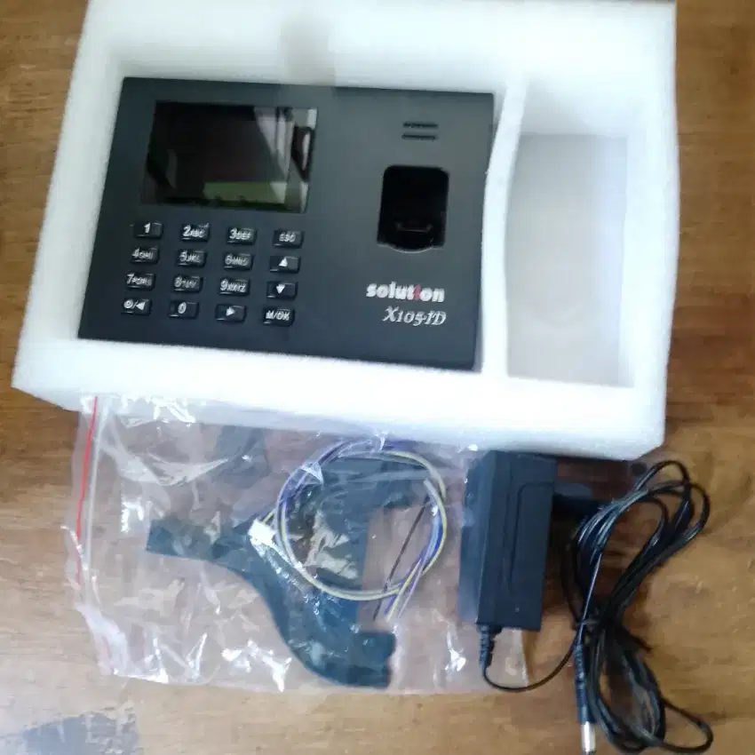 FINGER PRINT MEREK SOLUTION X105ID