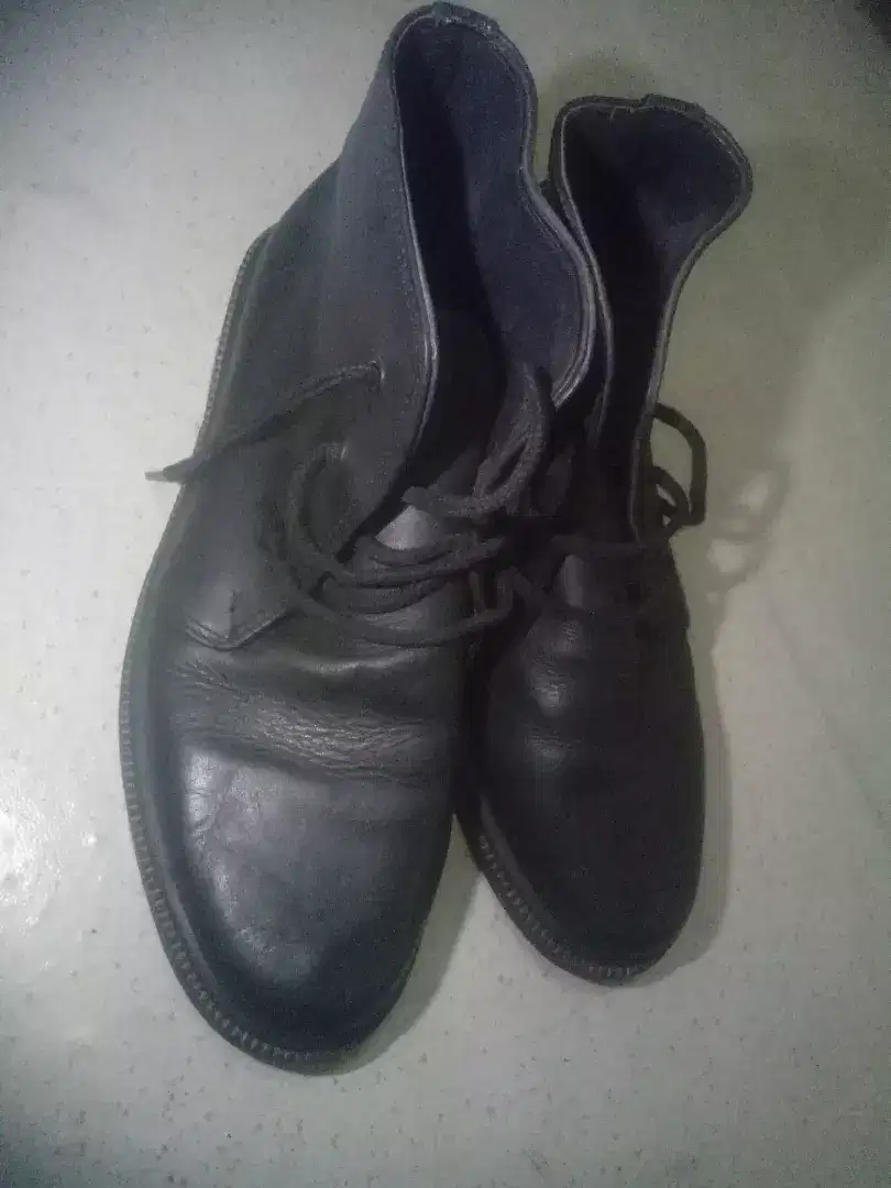 SEPATU TNI UK 39 MASIH BAGUS