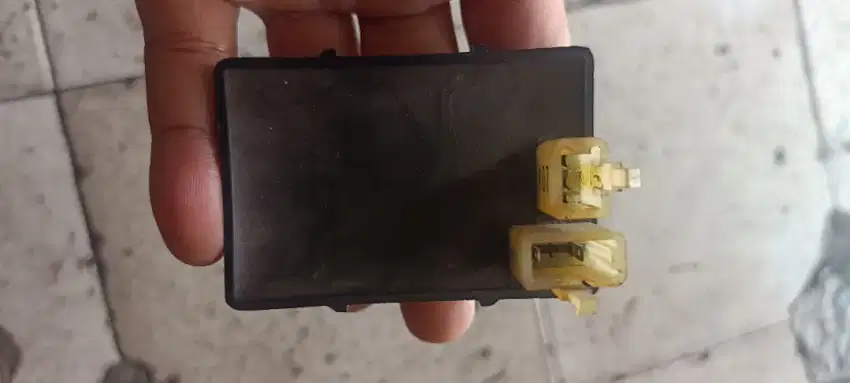 Dijual bagi yg perlu CDI asli Honda bisa ke blade karbu ,Revo absolute