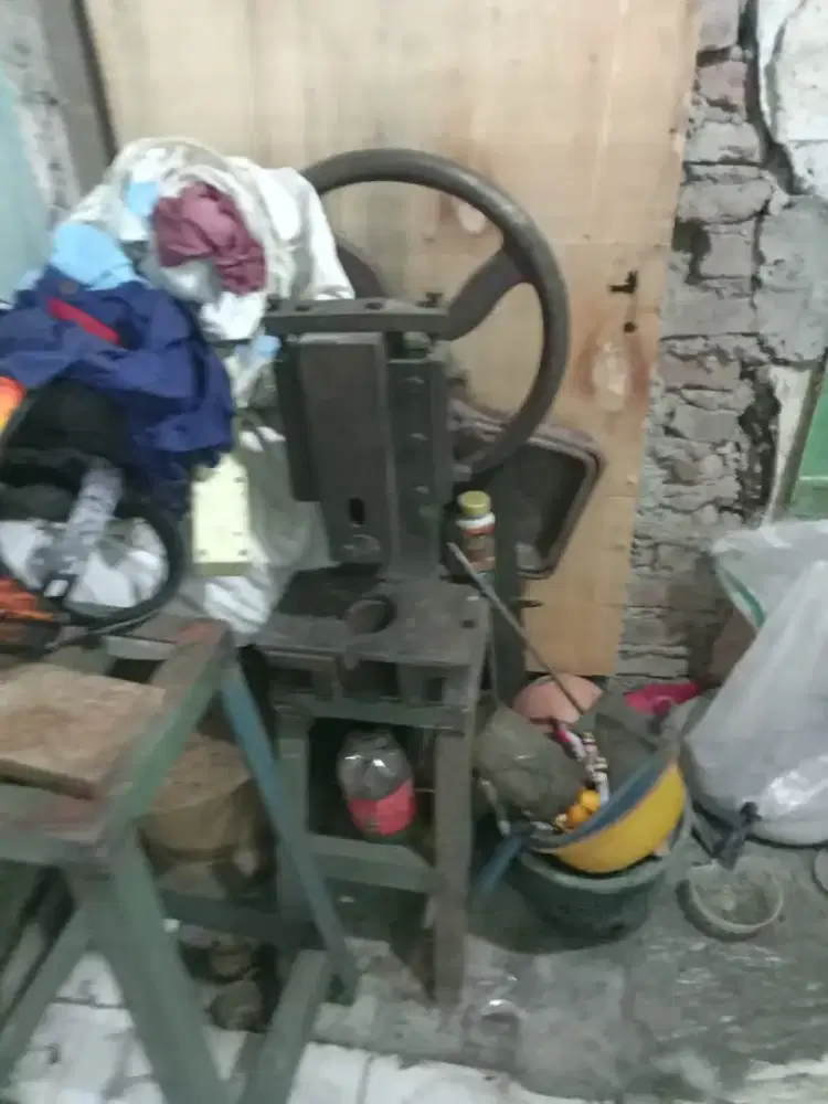 Mesin manual Sentrik setir