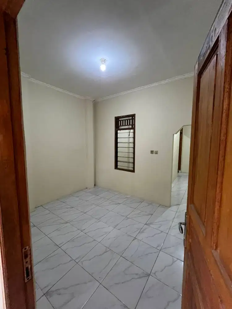 Kontrakan Bu Poniyati (1 kamar tidur, 1 kamar mand, dapur, ruang tamu)