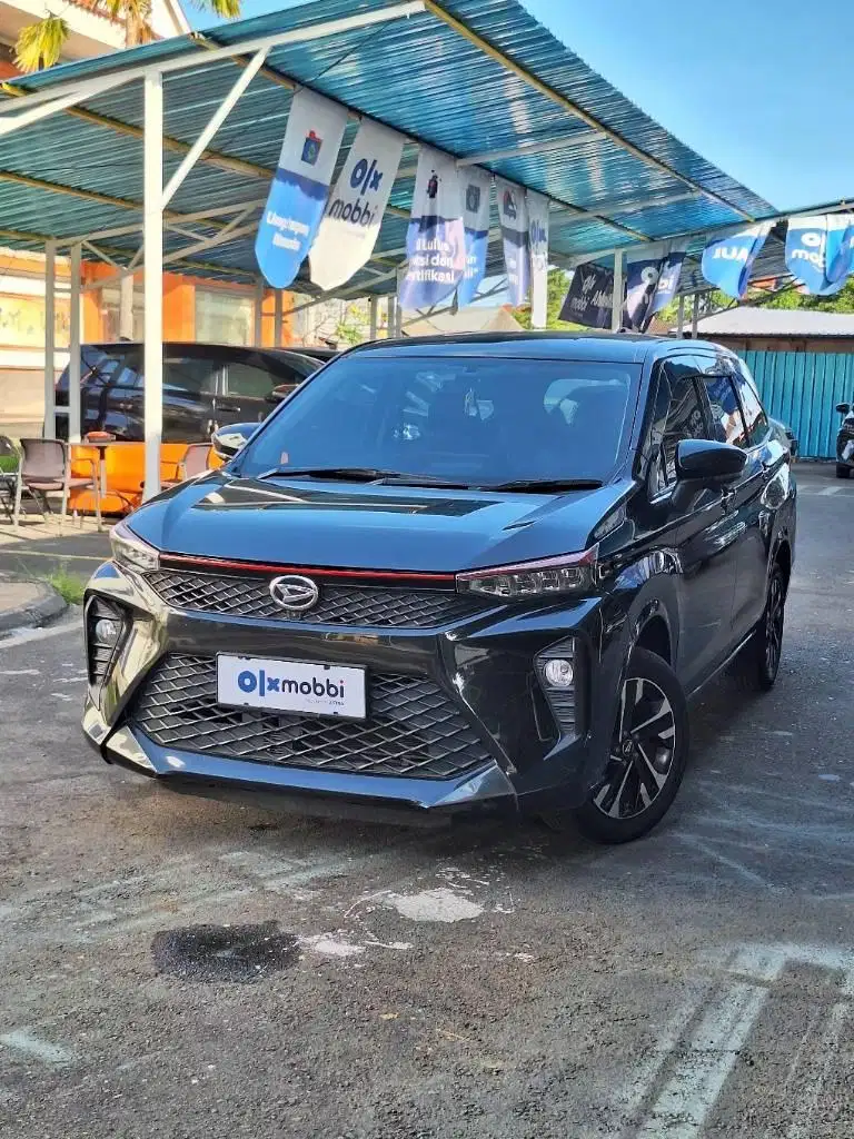 Like New - Daihatsu Xenia 1.5 R Bensin AT 2022 Hitam