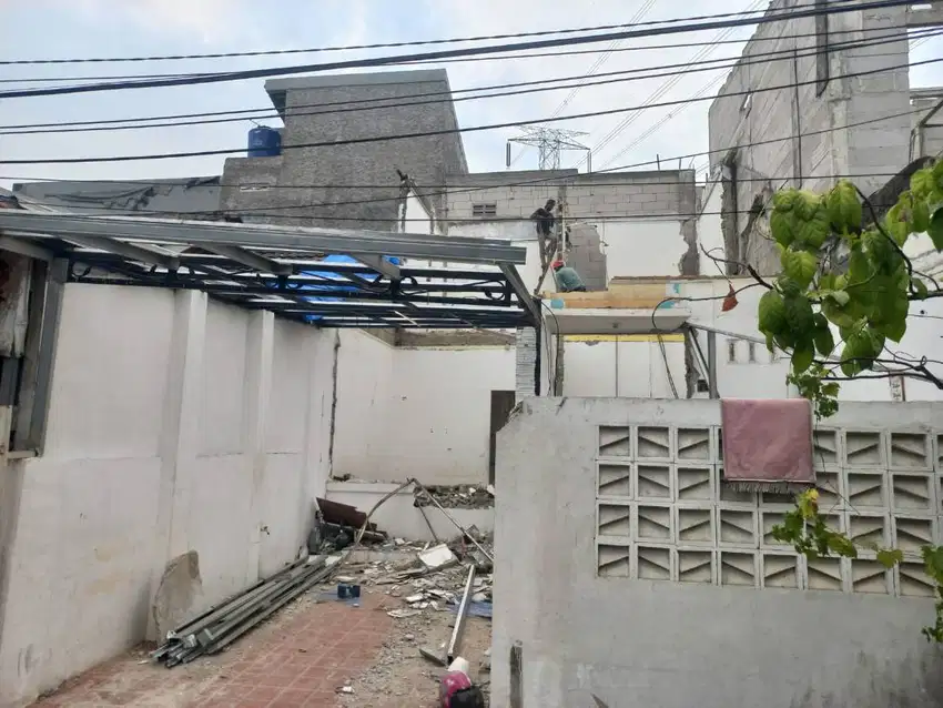 TUKANG BONGKAR RUMAH TUA ATAU GEDUNG TUA