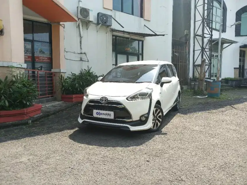 Like New - TOYOTA SIENTA 1.5 Q BENSIN A/T 2016 PUTIH