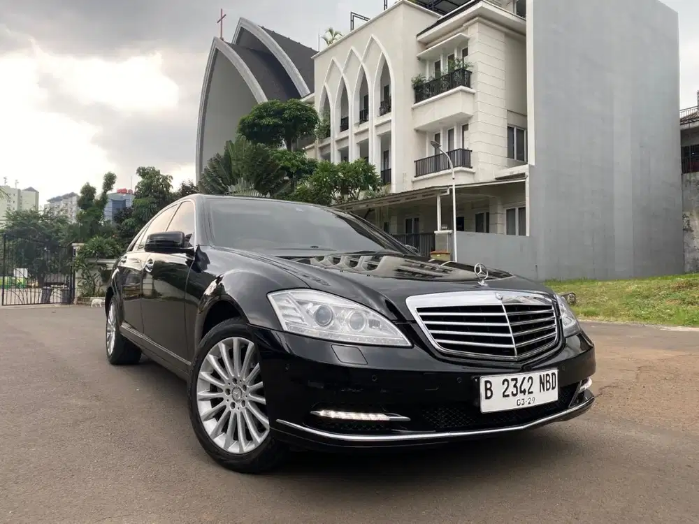 Mercedes Benz S300 Solitaire 2013/2014 KM 38 Ribu !!!