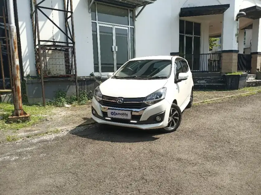 KM Rendah - DAIHATSU AYLA 1.2 R BENSIN M/T 2019 PUTIH