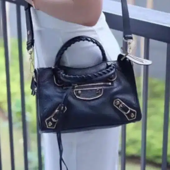 [New] Hand Bag Mini City Black