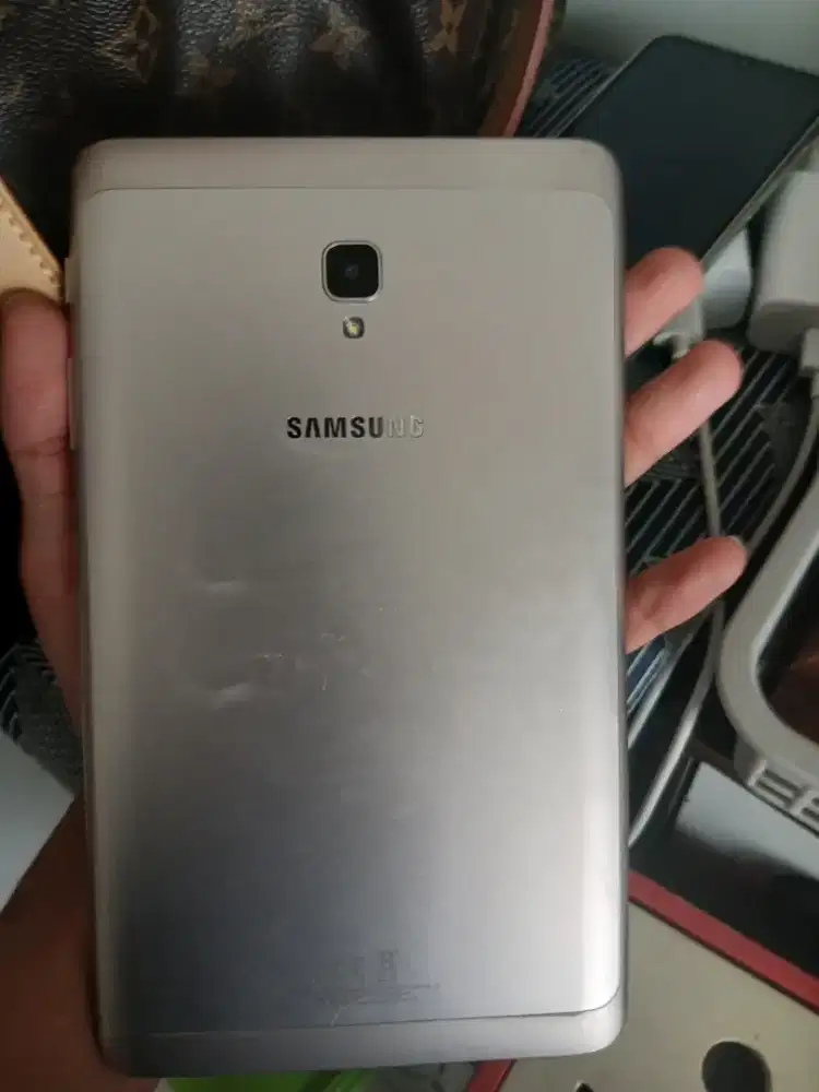 Samsung Tab SM - T385