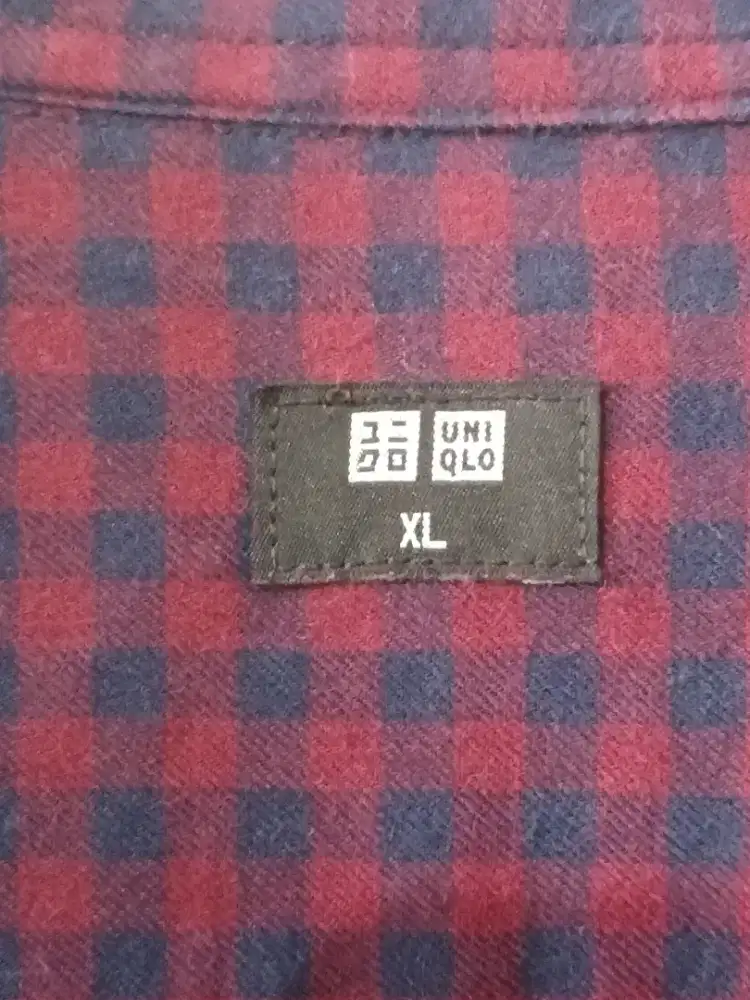 Jual Kemeja Uniqlo lengan panjang size XL bahan Flanel
