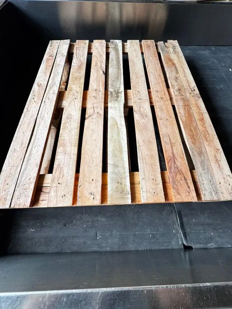 Pallet kayu export