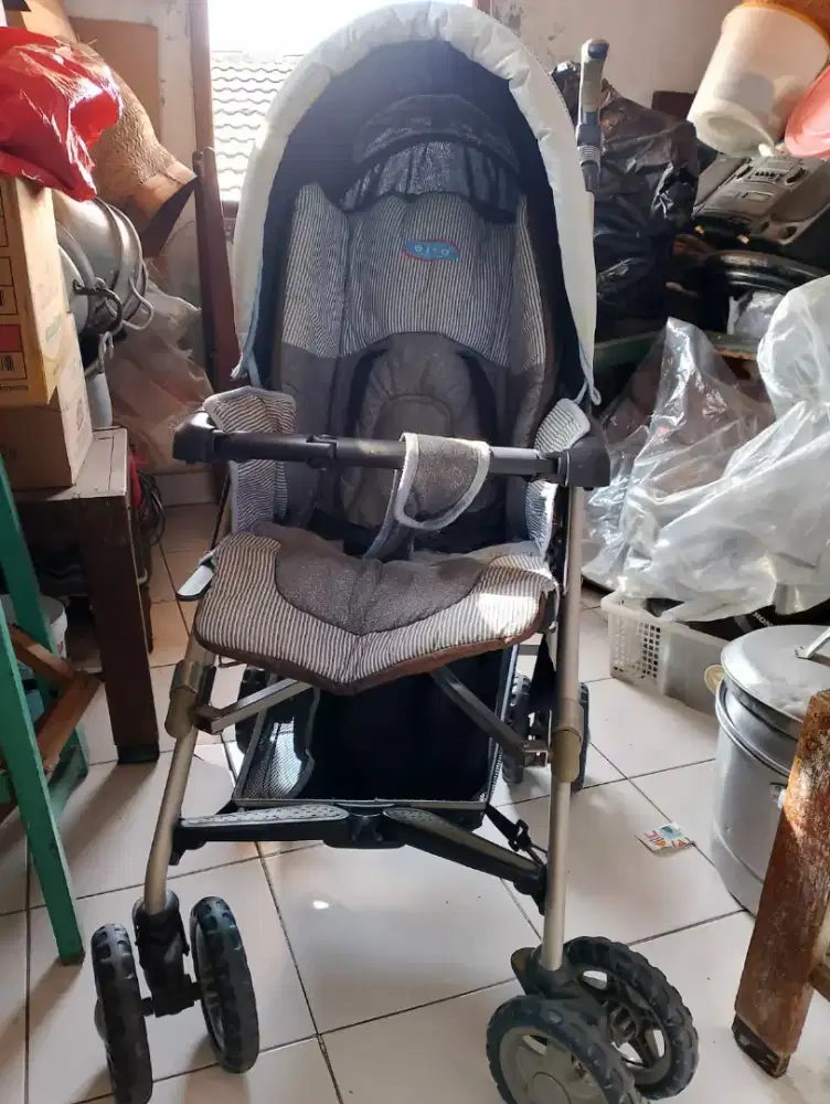 Stroller Dorongan Bayi