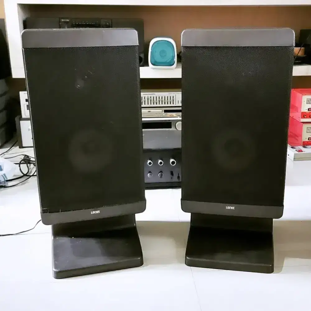 LOEWE BOX LB 20 speaker made in West Germany circa 83