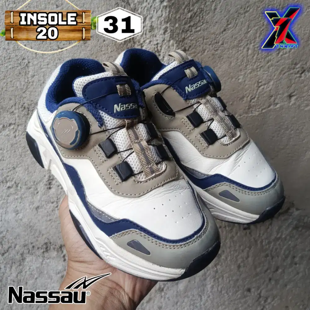 SEPATU ANAK NASSAU BOA