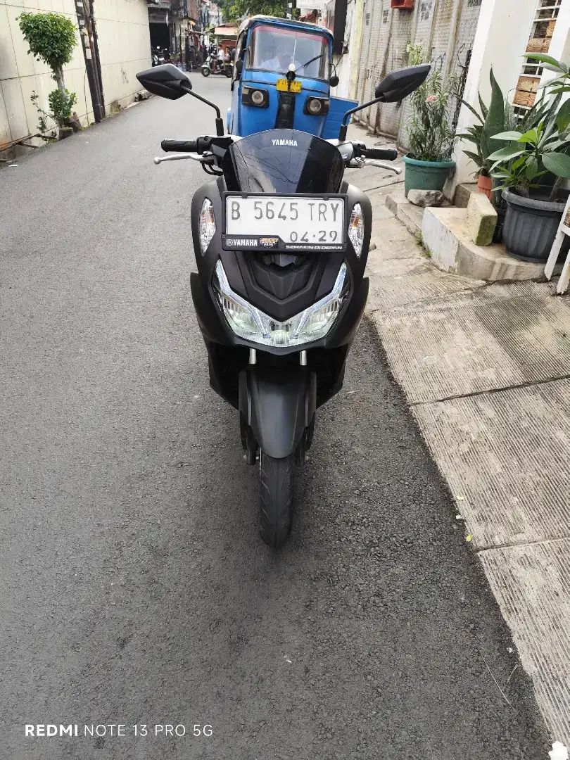 Yamaha lexi lx 155 s keyless 2024 b dki km low