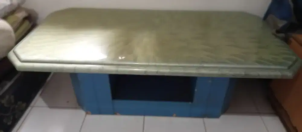 Meja Tamu motif marmer