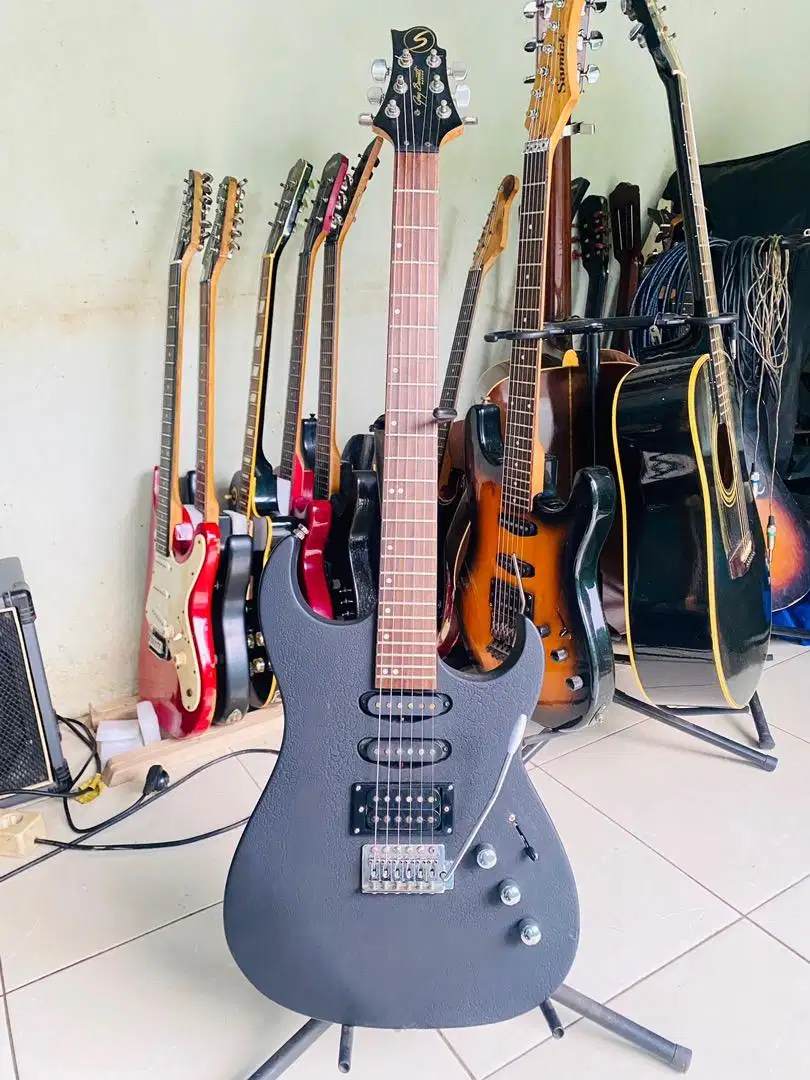 Gitar greg bennett interceptor series