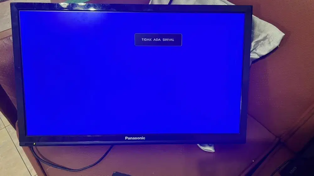 Tv panasonic 24 inch belum smart tv