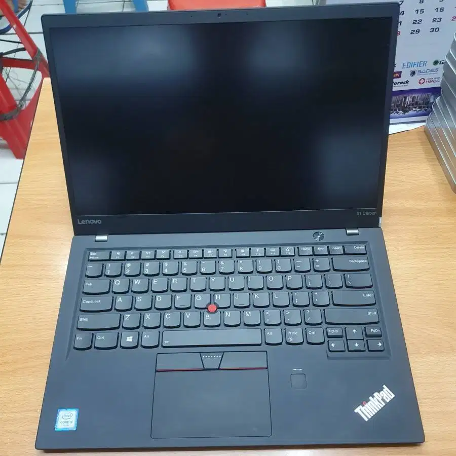Laptop Lenovo Thinkpad X1 Carbon Core i7 Gen 6 RAM 16/256gb D-MRG