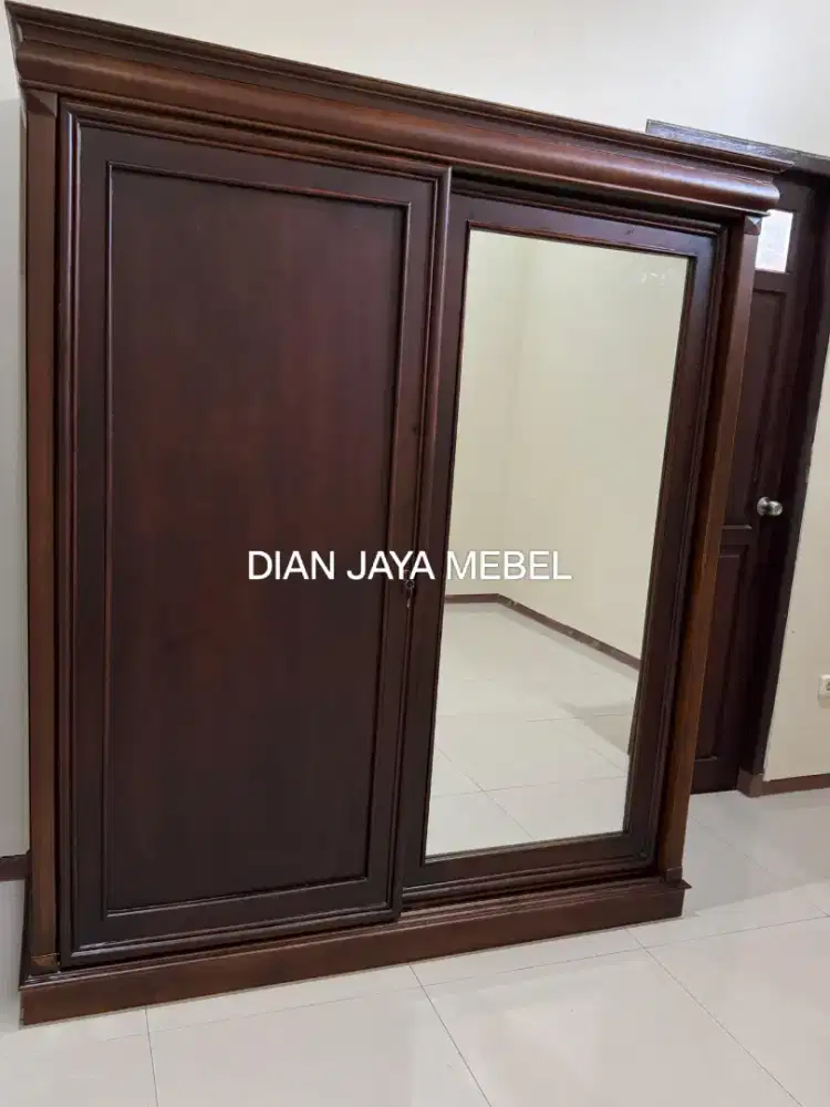 lemari jati sliding