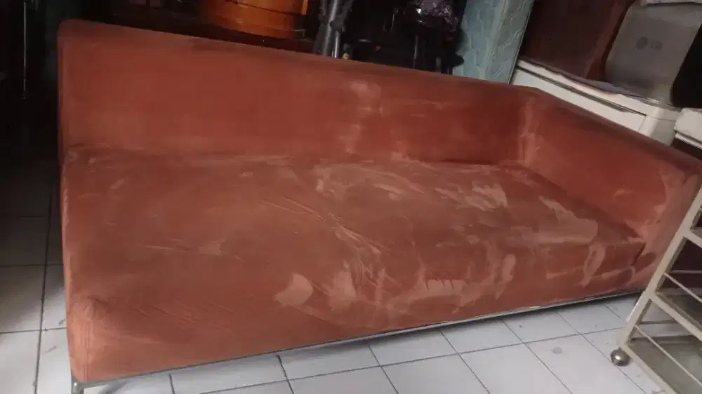 DIJUAL SOFA WARNA COKLAT BAGUS DAN EMPUK TERAWAT