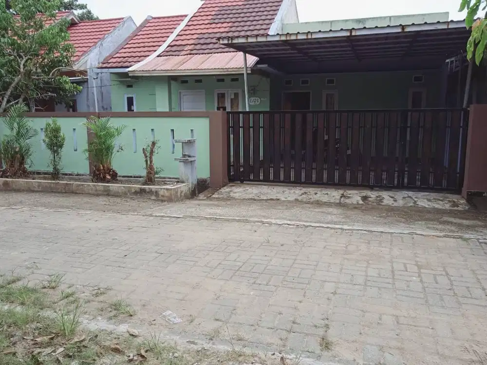 Dijual rumah siap huni