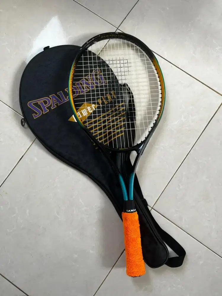 Raket Tennis Spalding