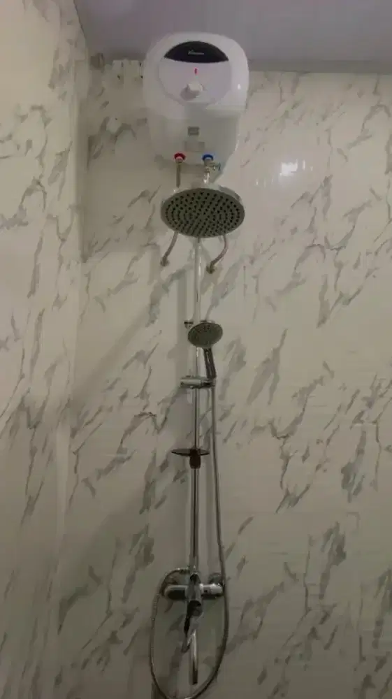 Water heater listrik