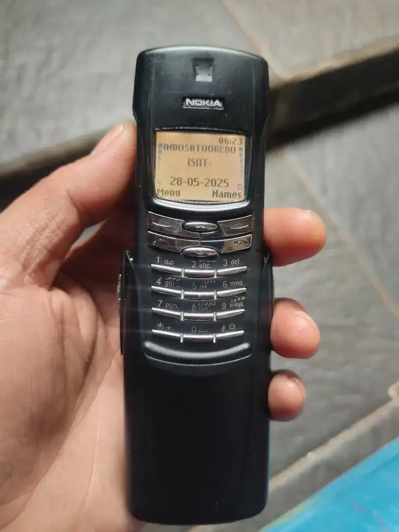 Nokia 8910i all operator