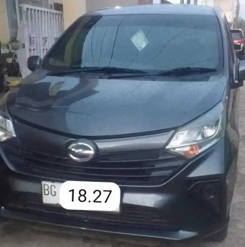 Dijual mobil Sigra tipe M tahun 2022