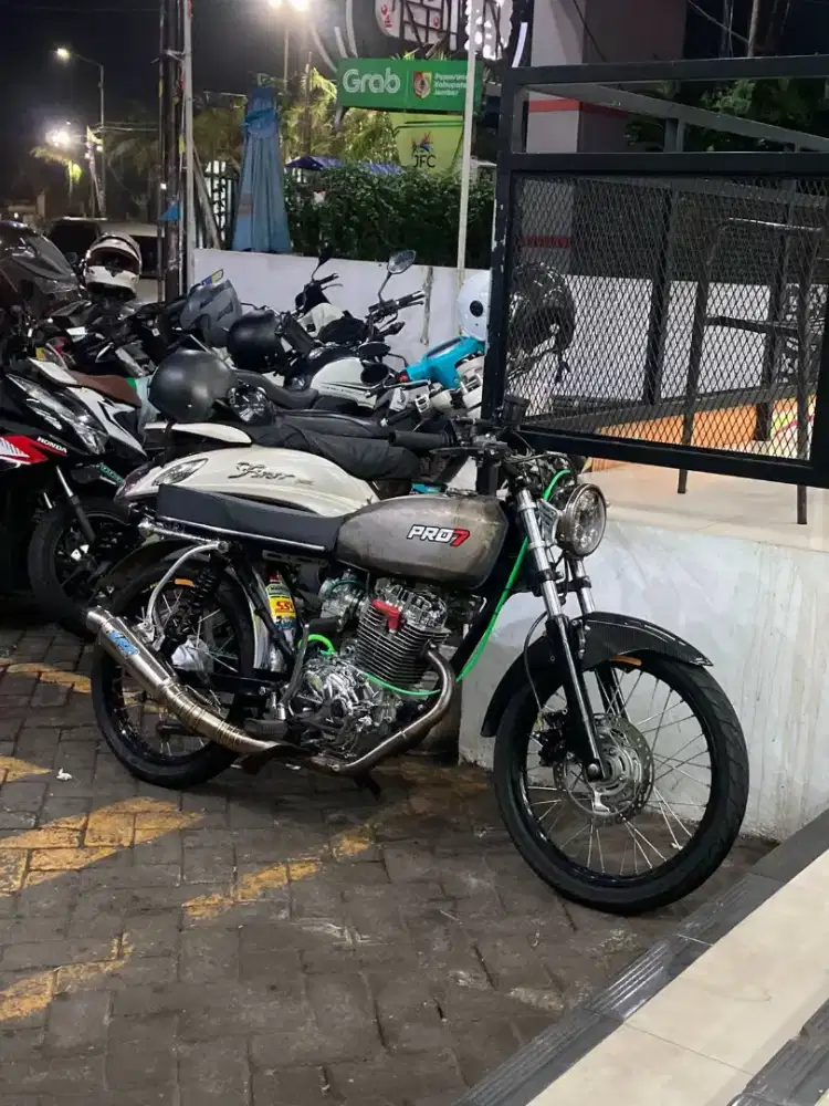 Putra tocil