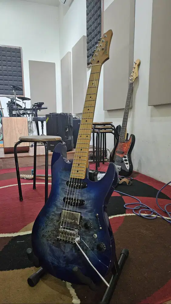 Ibanez Premium AZ226PB - Cerulean Blue Burst