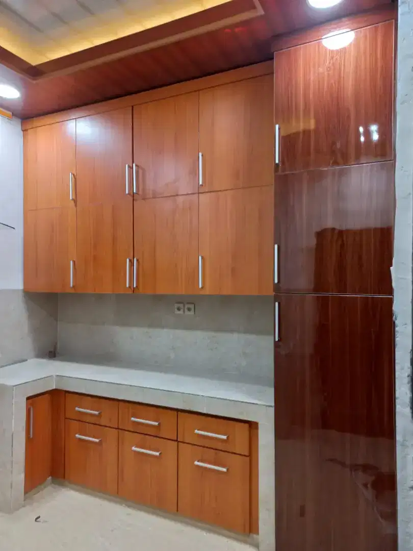 Kitchen set , Partisi , Meja makan , tempat tidur anak , lemari baju