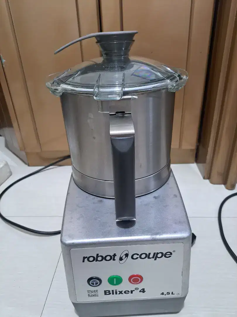 Robot coupe blixer 4 mint condition. Like new