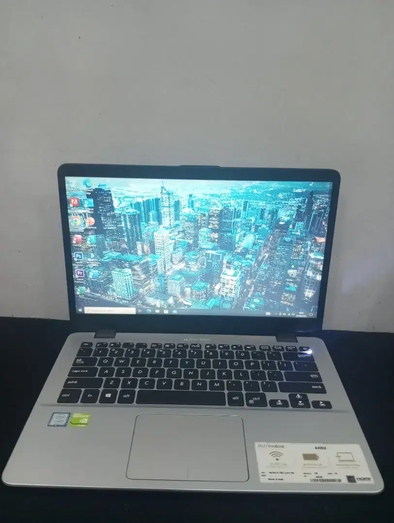 Laptop desain | Type Asus vivobook a4 | core i5 gen 7 | Ram 8 SSD 256