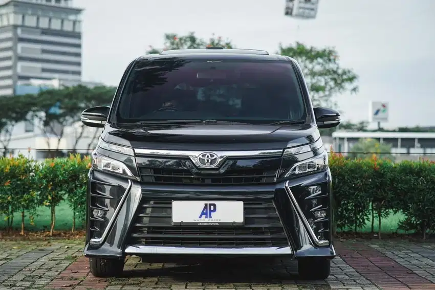 Alphard MINI! FULL ORI! TGN 1! Toyota Voxy 2018