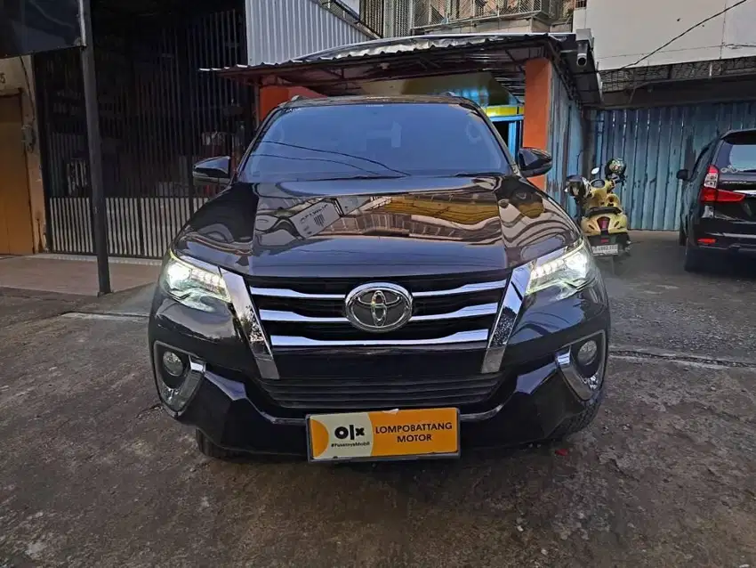 99% BARU New Fortuner 2.4 VRZ TRD 2021 / 2020 gr sport diesel solar e2