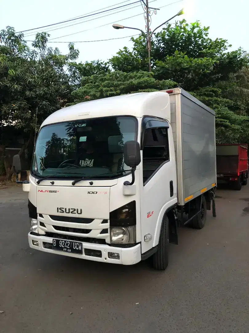 Isuzu GIGA NLR55tx ps100 engkel std box 2020