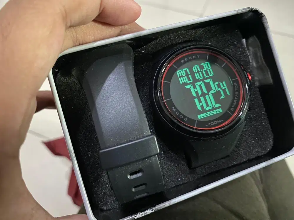 Jam tangan EIGER TOUCH DIGI 1.0