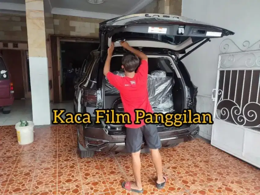 Kaca film mobil dan gedung