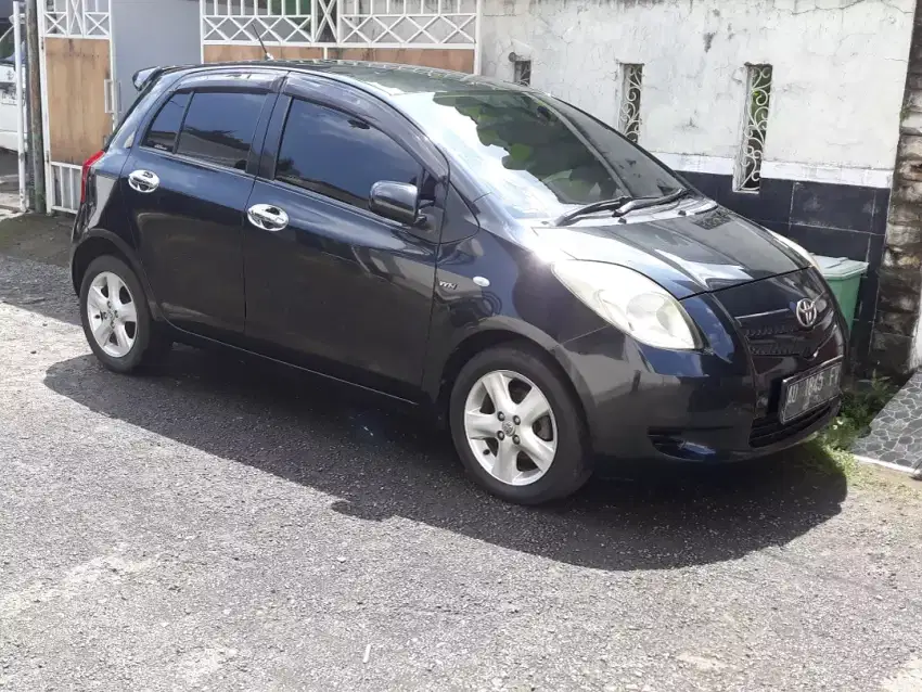 Toyota Yaris J AT - 2008