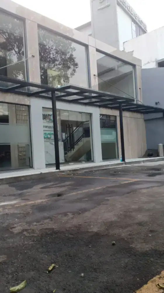 Tukang kaca,pintu aluminium partisi kaca.canopi dll