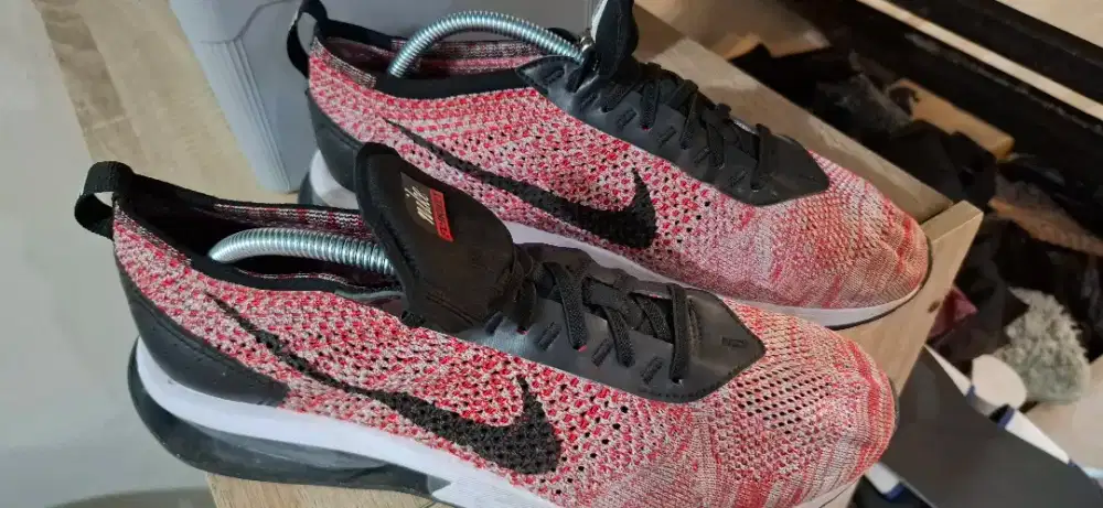 Nike flyknit racer fd2764600 size 43